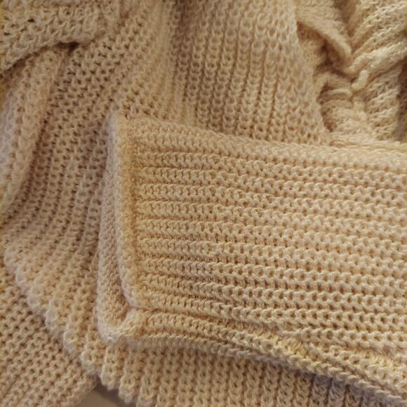 Forever 21 Double V-Neck Sweater Medium Ivory Ballet Core Coquette Minimalist - Picture 6 of 7